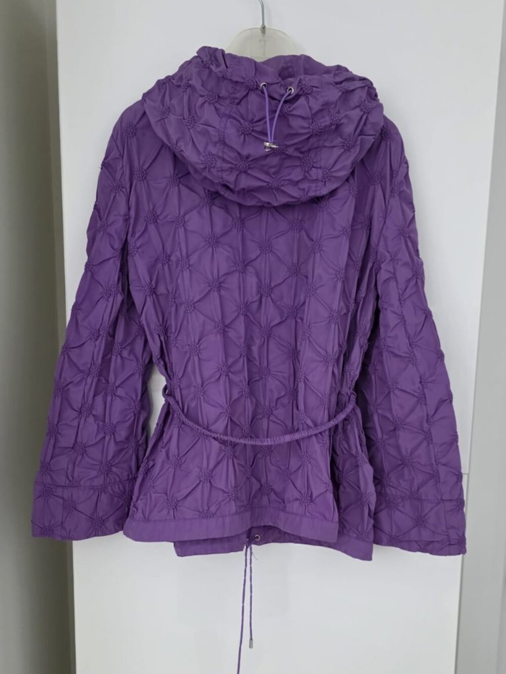 ESCADA JACKET! RARE. - Picture 4 of 15